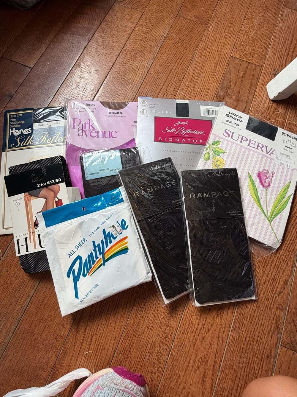 Lot Vintage Hosiery Bundle: Hanes, Hue, Rampage, Park Avenue Pantyhose